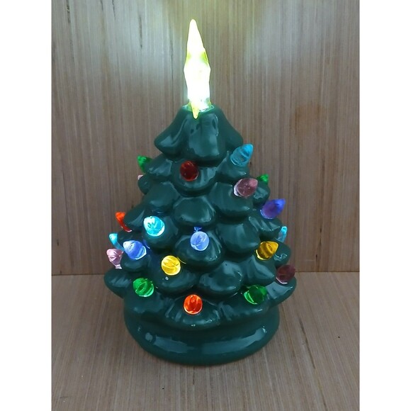 Mini Ceramic Christmas Tree with Lights & Star - small flaw - battery operated - Picture 7 of 14